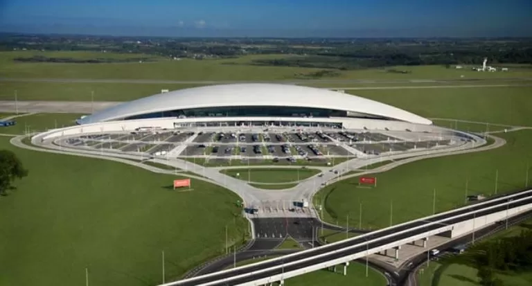 aeropuerto uruguay